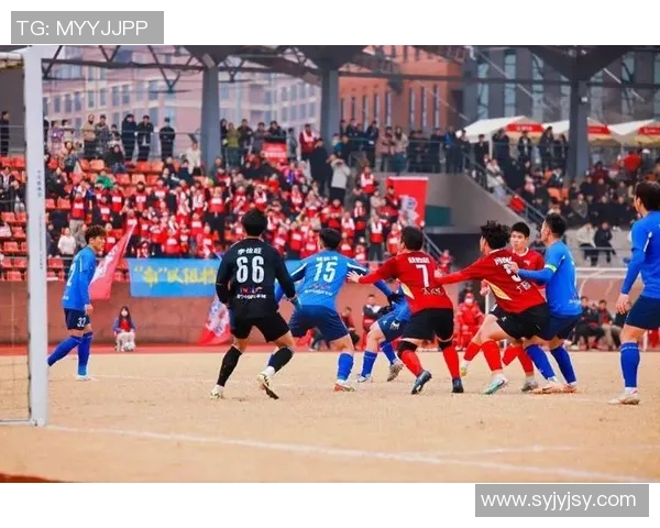 足球鼓了激情四溢赛场热血沸腾球迷欢呼声响彻云霄 足球鼓了激情四溢赛场热血沸腾球迷欢呼声响彻云霄